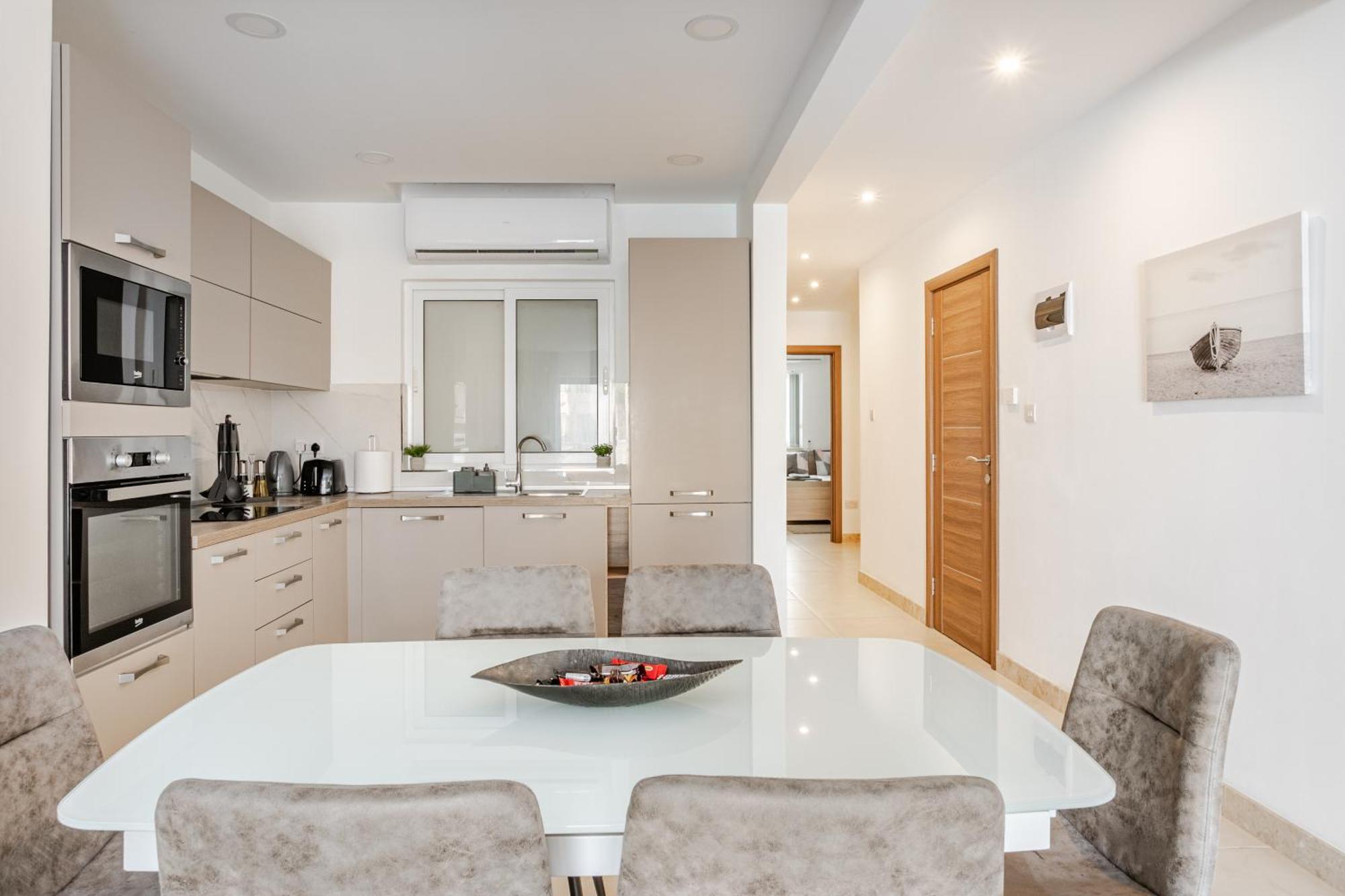 Modern Direct Access To Beaches Appartement