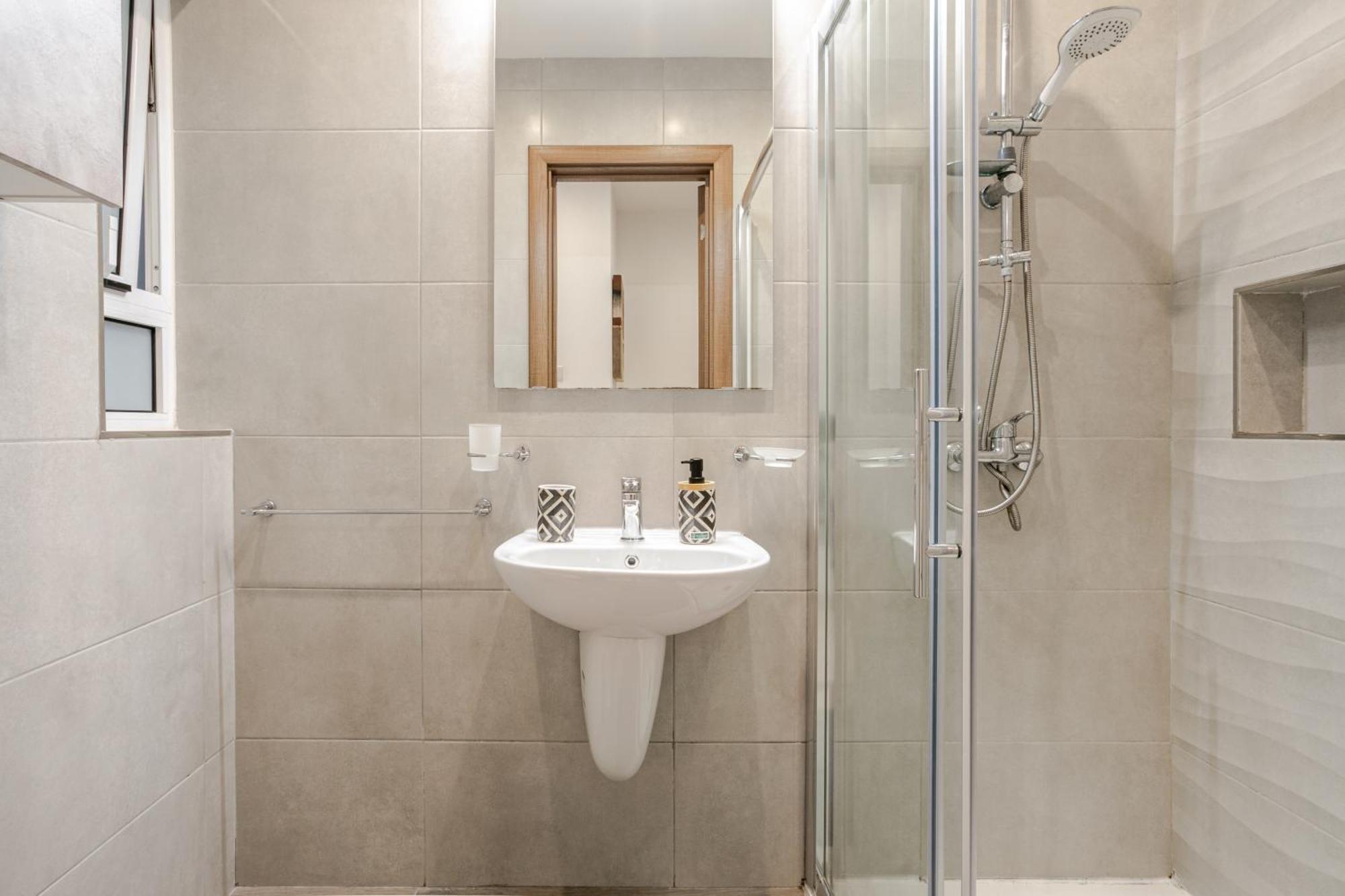 Modern Direct Access To Beaches Appartement *